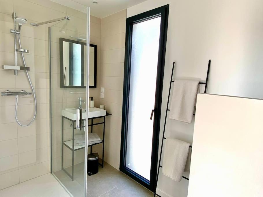 Magnifique T2 Neuf, Proche Gare, Parking Facile Apartment Vannes Luaran gambar